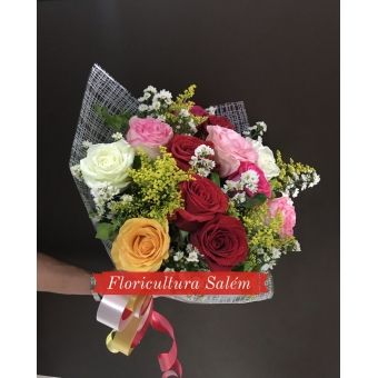 Buquê 12 Rosas Colorido Especial