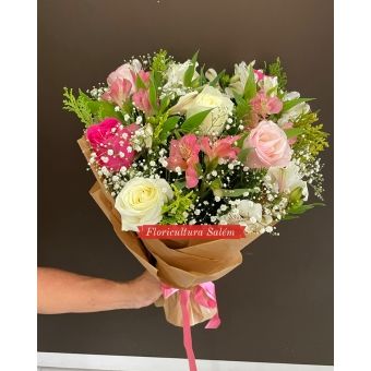 Buquê em Tons Rosas e Astromélias