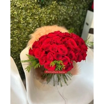 Buquê Premium 60 Rosas vermelhas