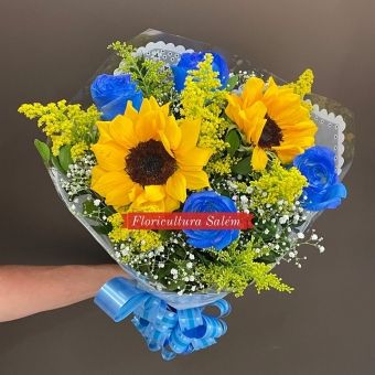 Buquê com 4 rosas AZUIS e 2 Girassóis