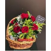 Cesta de Rosas Com Ferrero