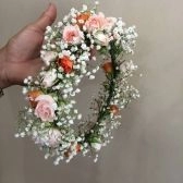 Tiara Natural Gipsofila e Mini Rosas