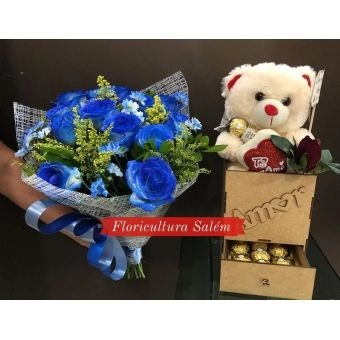 Buquê 12 Rosas Azuis e Caixa MDF