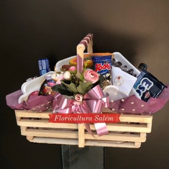 Cesta de Café da Manhã Tradicional