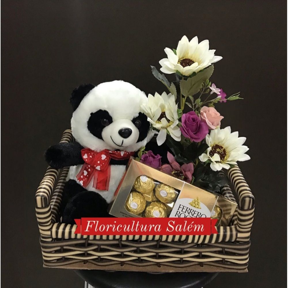 Cesta Arranjo C/ Panda e Ferrero