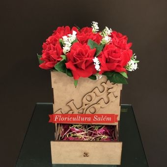 Caixa MDF Rosas Artificiais Sonho de Valsa