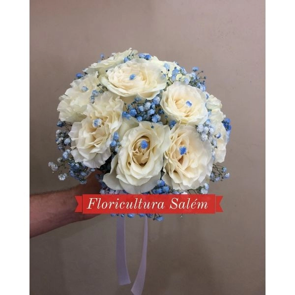Buquê de Noiva 12 Rosas Colombiana Brancas