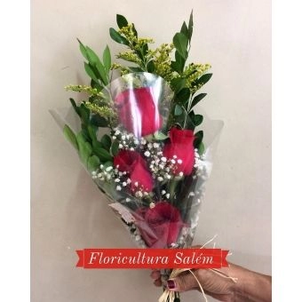 Ramalhete com 4 Rosas Vermelhas