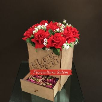 Caixa MDF Rosas Artificiais Sonho de Valsa