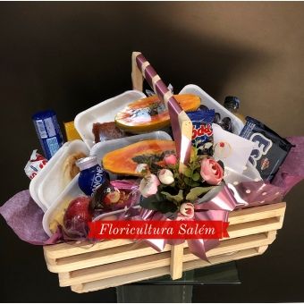 Cesta de Café da Manhã Tradicional